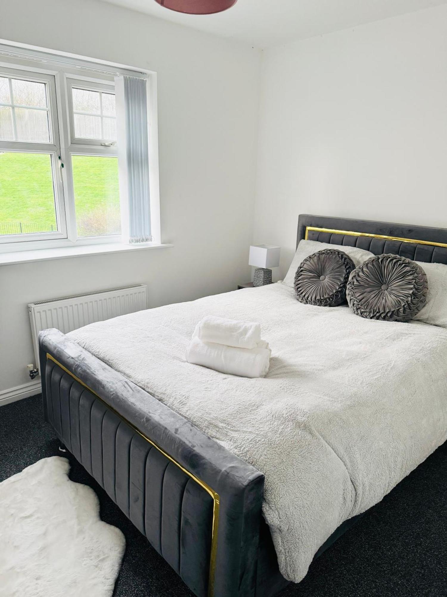 Harmony House 3 Bedroom New Build For Families, Contractors, Black Country Museum Sleeps 6 Tipton Luaran gambar