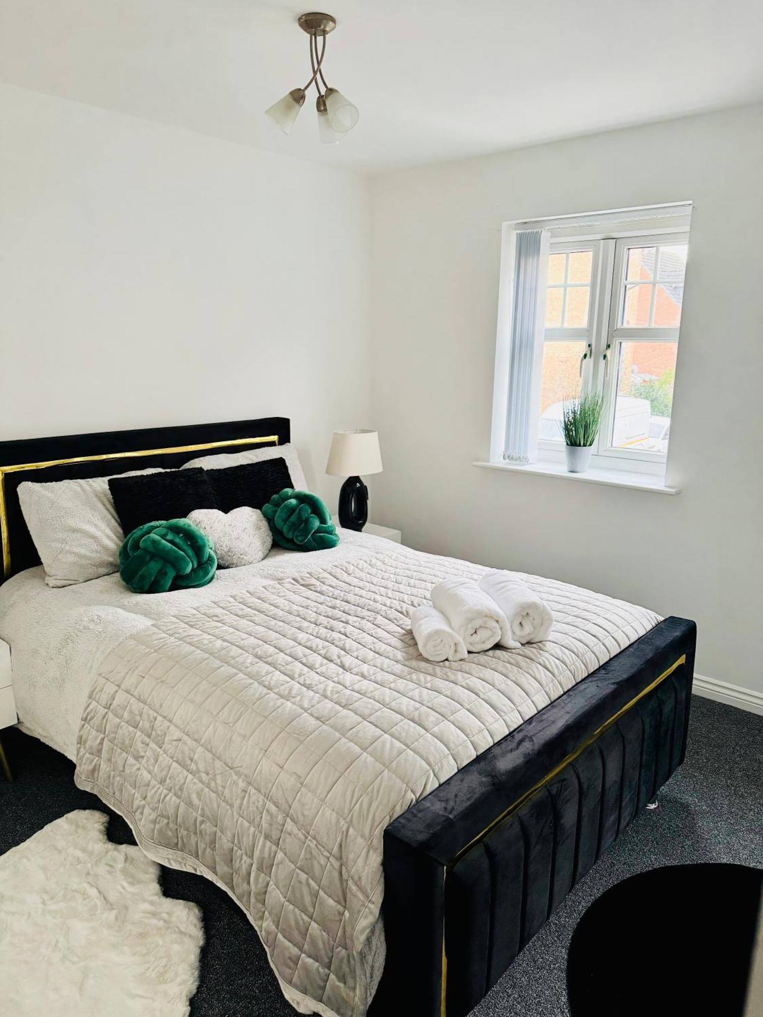 Harmony House 3 Bedroom New Build For Families, Contractors, Black Country Museum Sleeps 6 Tipton Luaran gambar